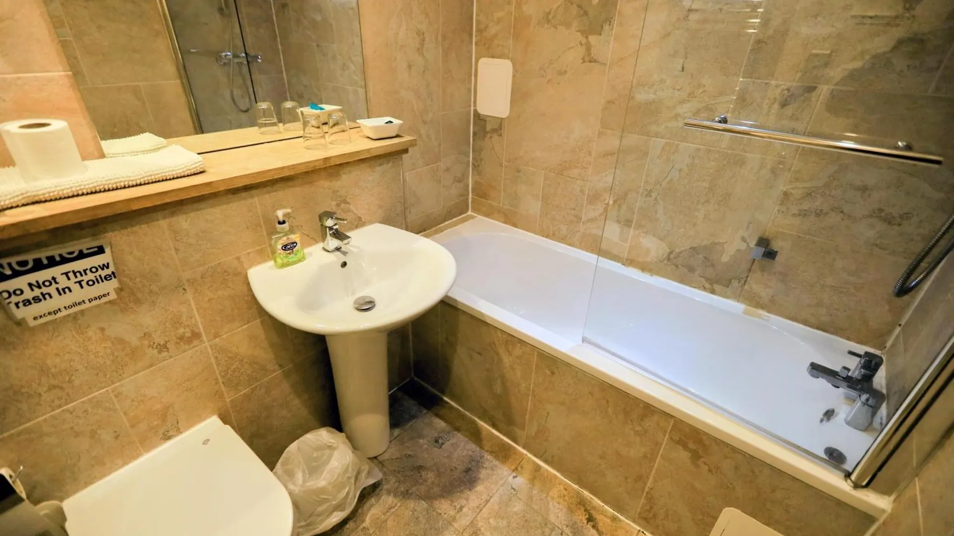 Edinburgh Holiday Guest House לינה וארוחת בוקר
