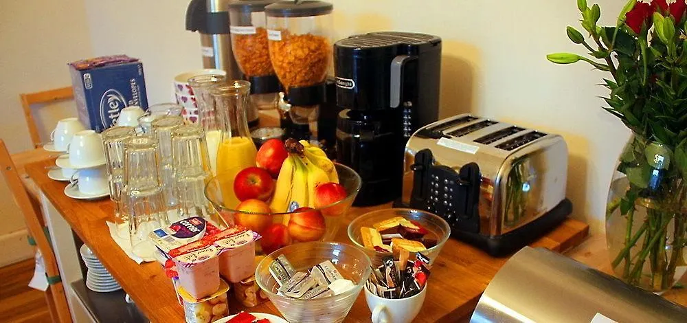Edinburgh Holiday Guest House Bed & Breakfast