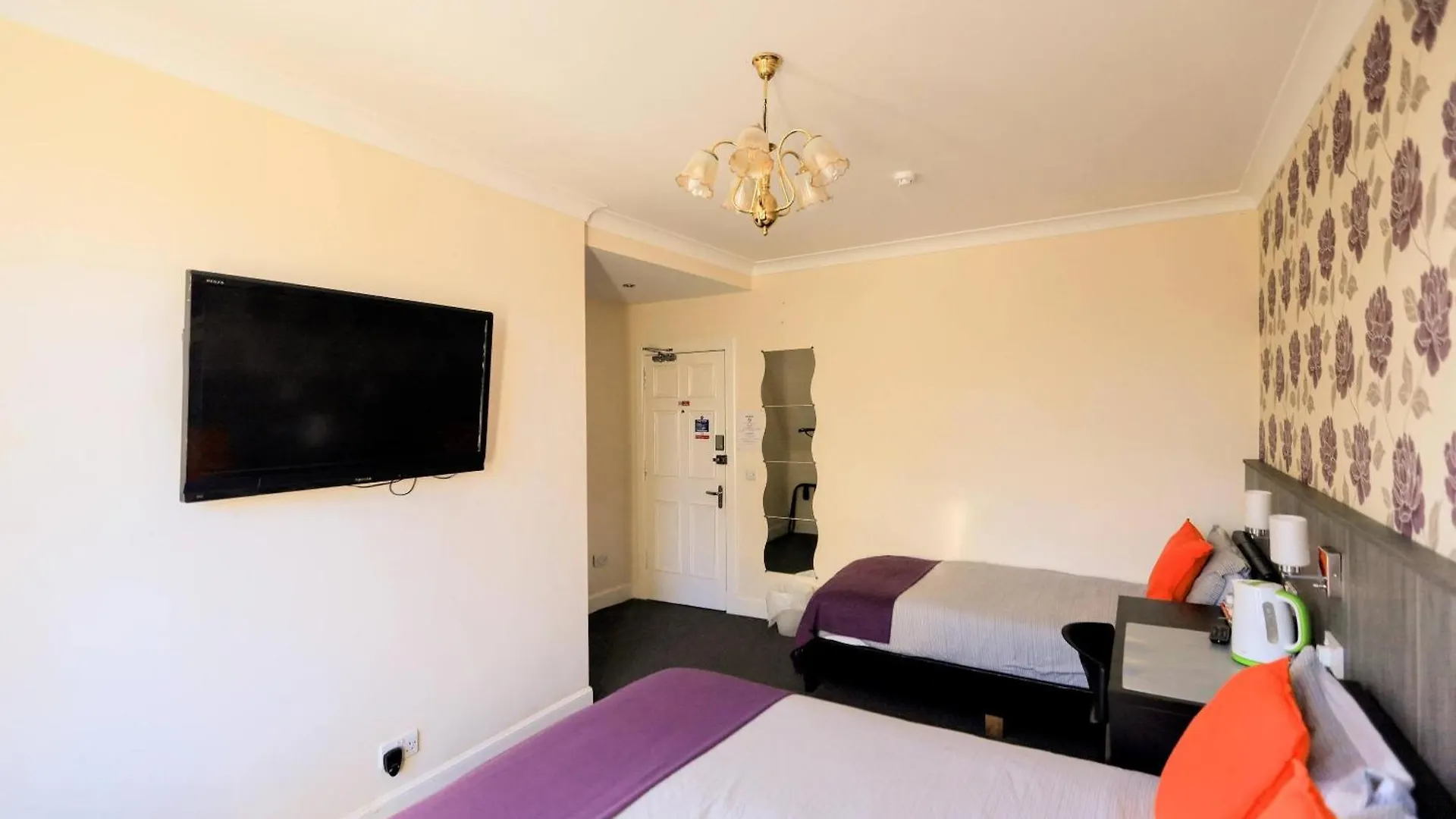 Edinburgh Holiday Guest House 3*,  Birleşik Krallık